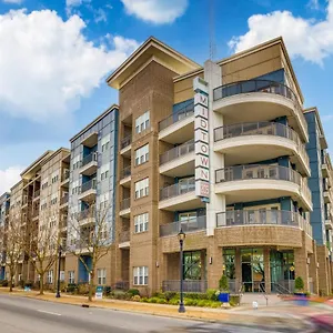 Apartment Premium And At Midtown 205 In, Charlotte